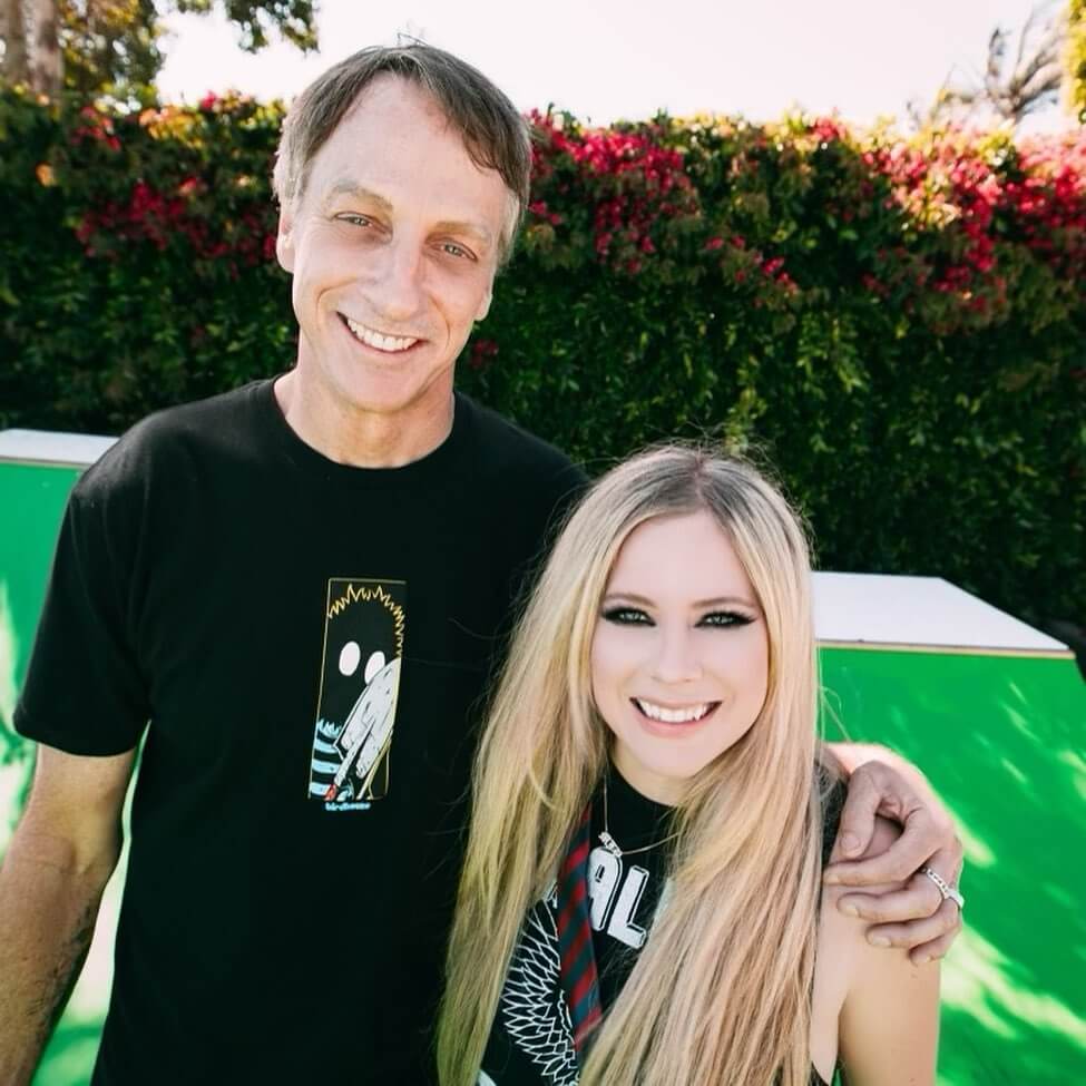Avril Lavigne taps immortal “Sk8er Boi” Tony Hawk for her first TikTok video