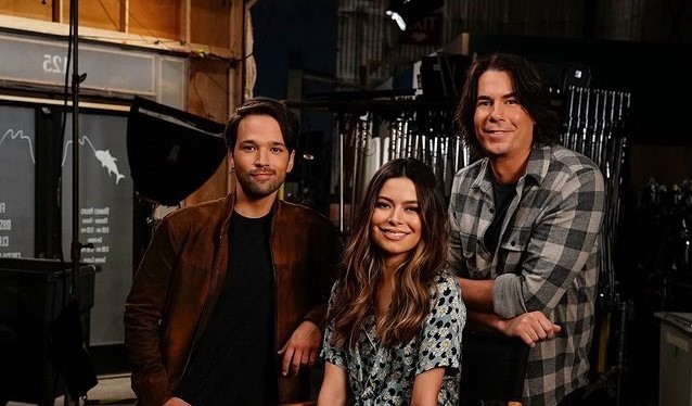 "iCarly" Cast Says They Respect Jennette McCurdy's Decision To Move On From Acting