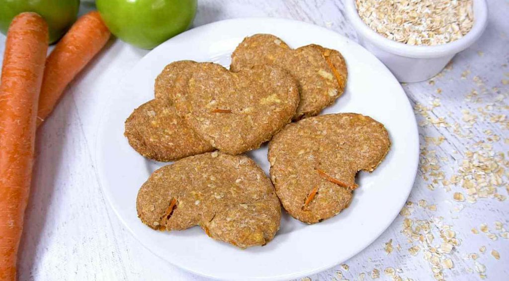 How to Make Apple Carrot Dog Biscuits 2