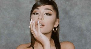 FreebieMNL - Ariana Grande gives away $1M worth of free therapy to fans