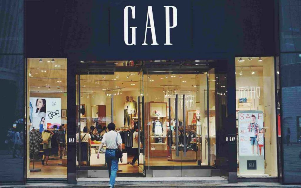 FreebieMNL - Gap Is Closing Down All Its UK And Ireland Stores
