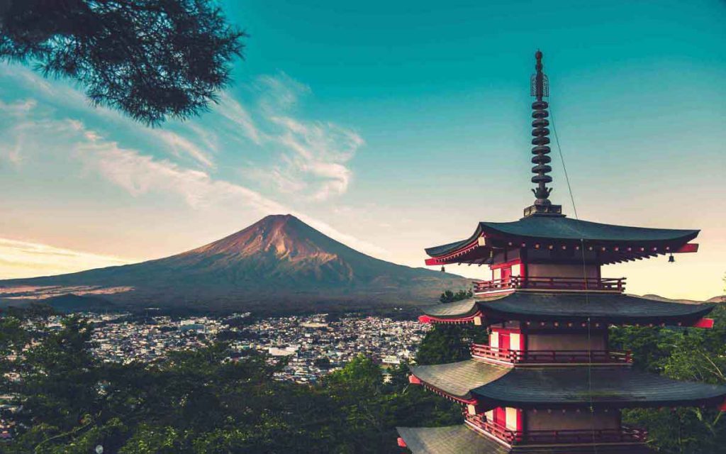 FreebieMNL - Mount Fuji Reopens This Month In Time For Climbing Season