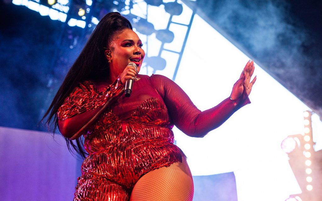 Lizzo Cries Over Fat Shamers, Racists