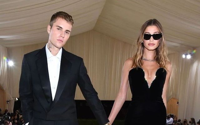 Hailey Bieber Explains Why She Thinks The Night Of The Met Gala Is 'Cursed' For Her