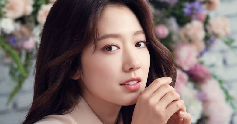 Park Shin-hye Announces Pregnancy and Marriage