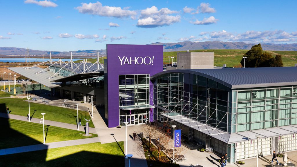 Yahoo is now the second Western tech brand to exit China