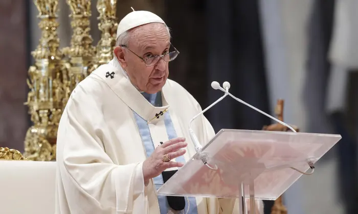 Pope Francis Says Having Pets Instead of Children Robs Us of 'Humanity'
