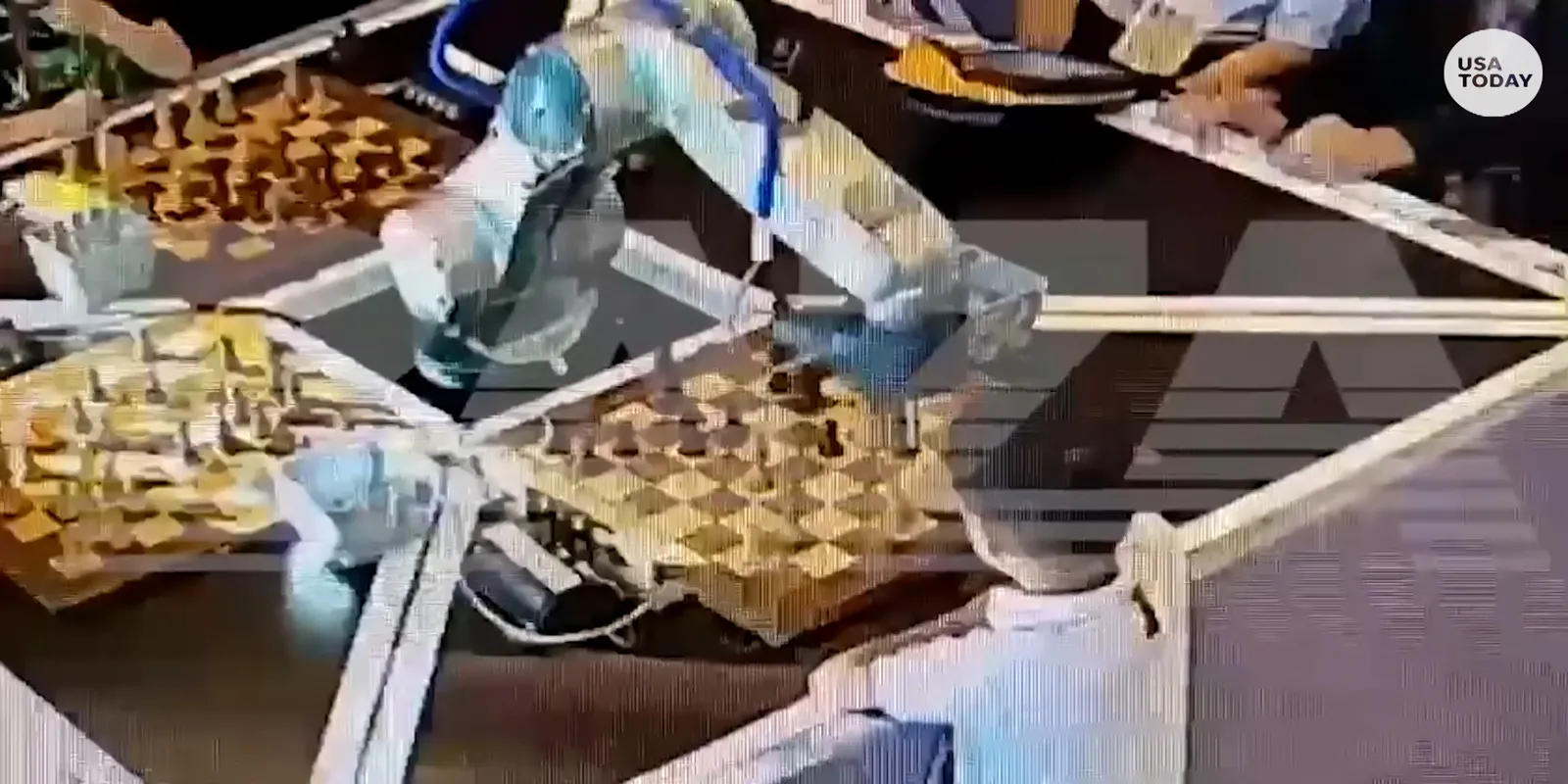 Angry Chess Robot Breaks Kid's Finger - FreebieMNL