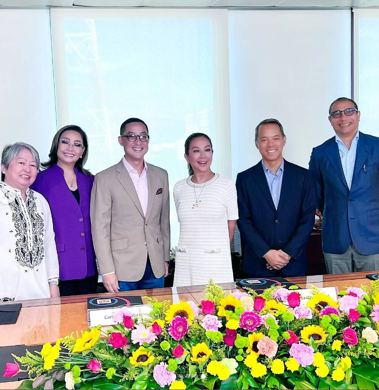 Korina Sanchez with ABS-CBN executives