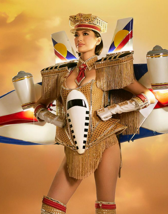 Michelle Dee in her Miss Universe National Costume 