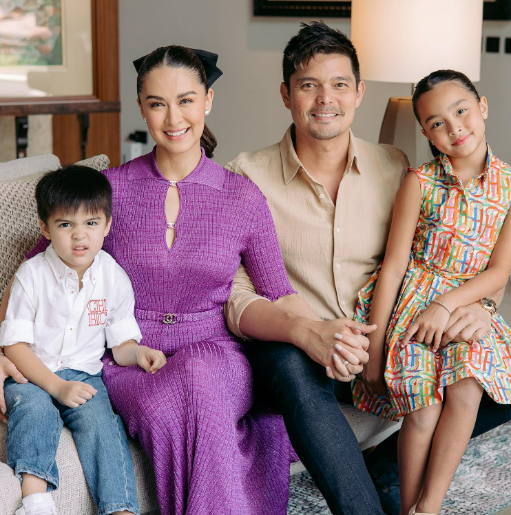 Marian Rivera and Dingdong Dantes with kids Ziggy and Zia. 
